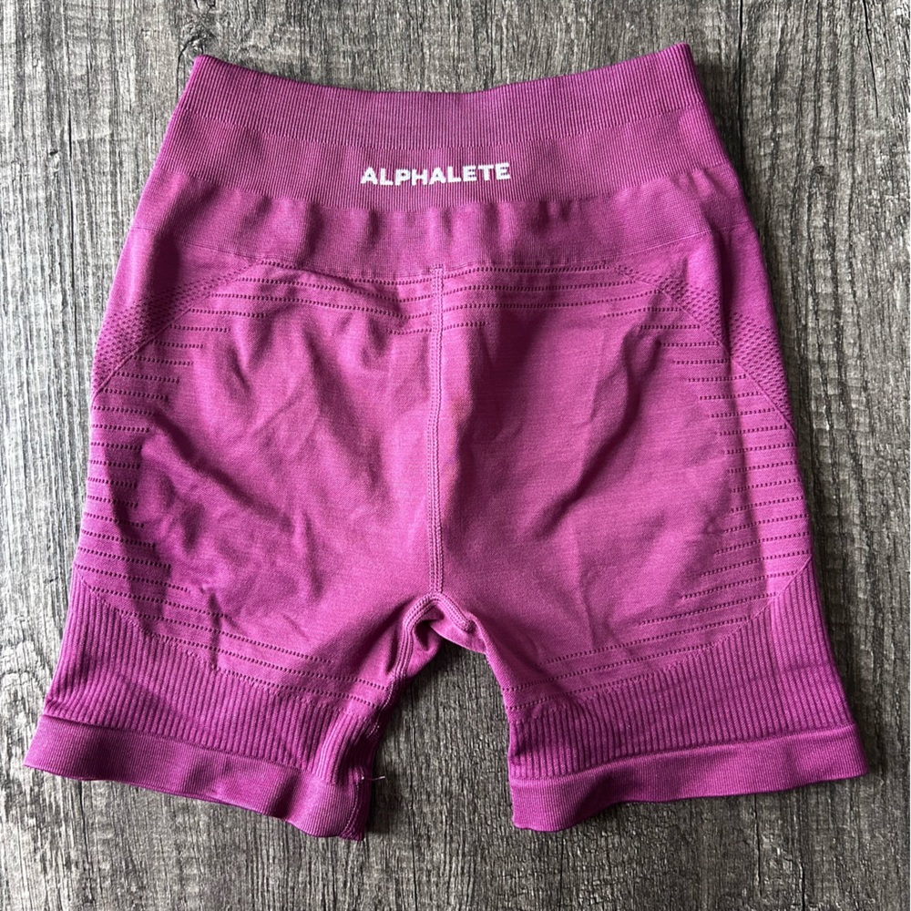 Alphalete |  Plum Shorts Seamless Compression Fit